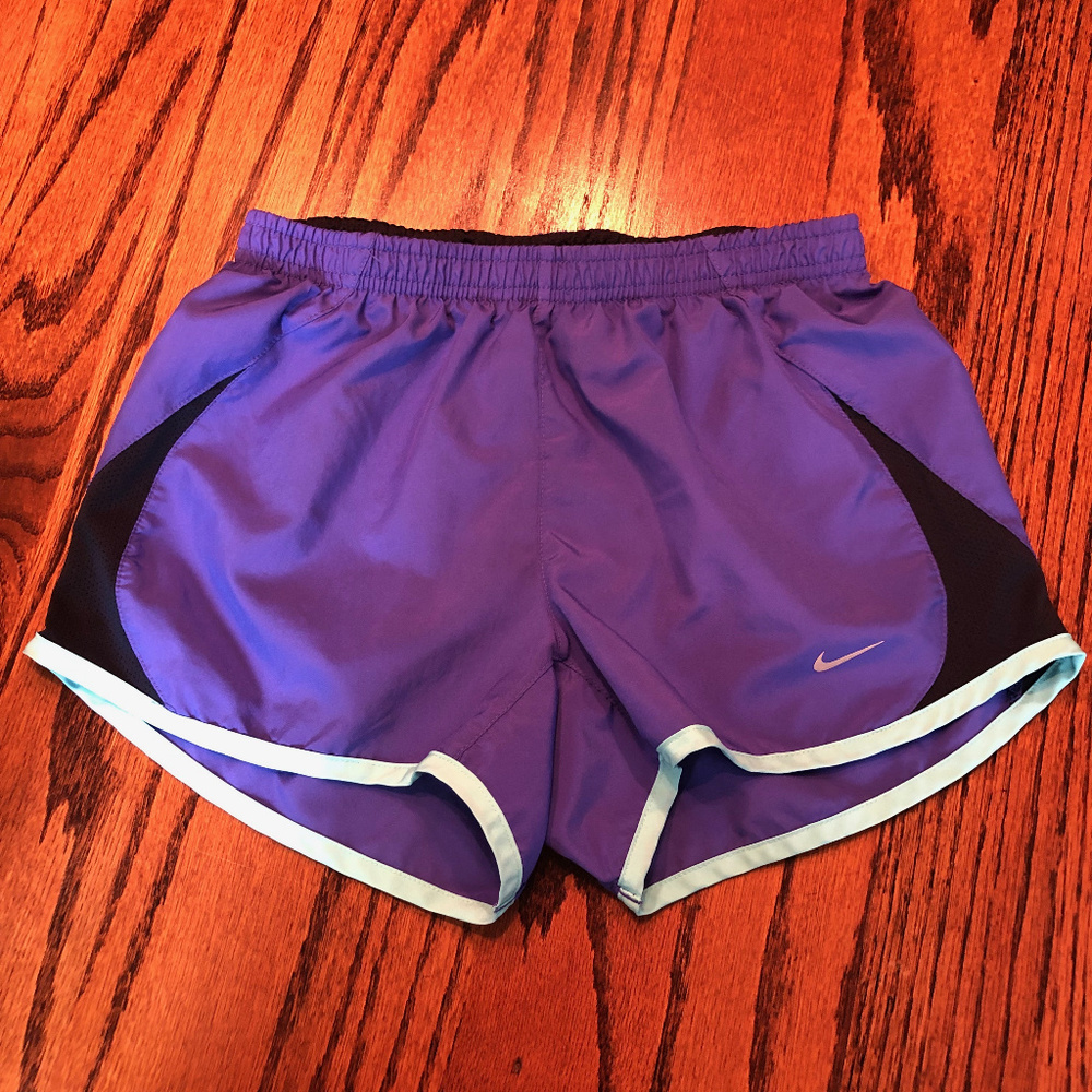☮️ 2/$15 ☮️ Nike dri-fit running short (no lining)